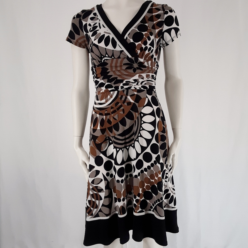 Sandra Darren | Empire Flutter Sleeve Dress